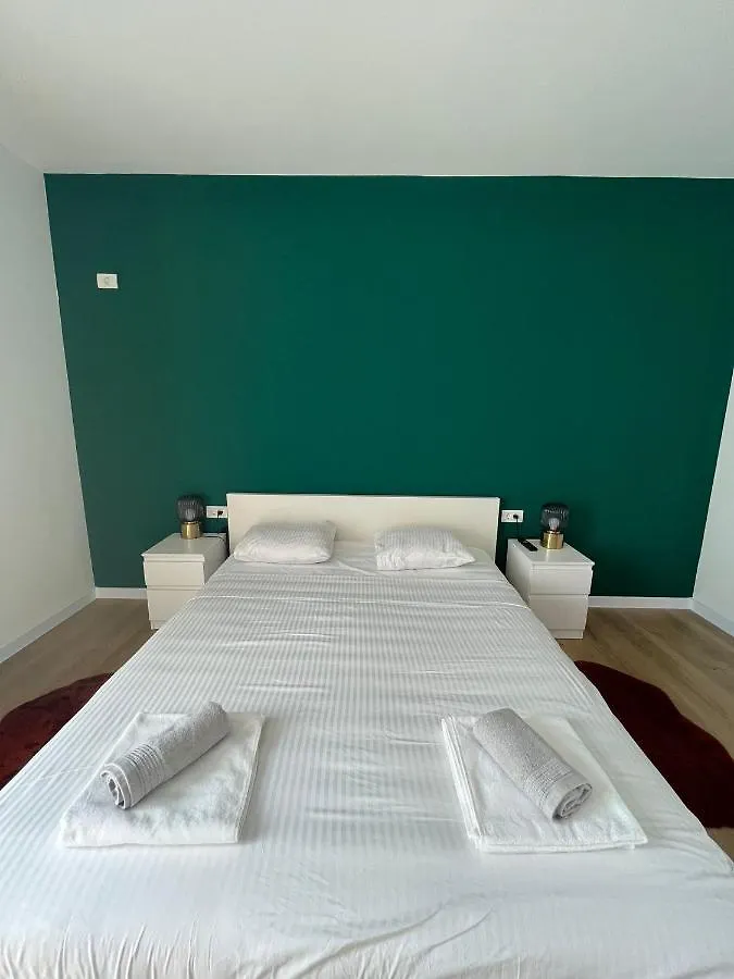 Sky Residence Airport Or Therme Spa No 10 Otopeni